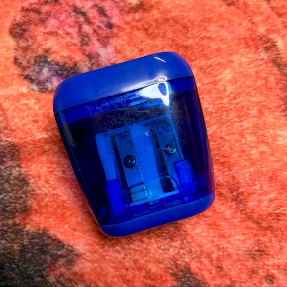 💜 Three Pencil Sharpeners - Picture 7 of 14